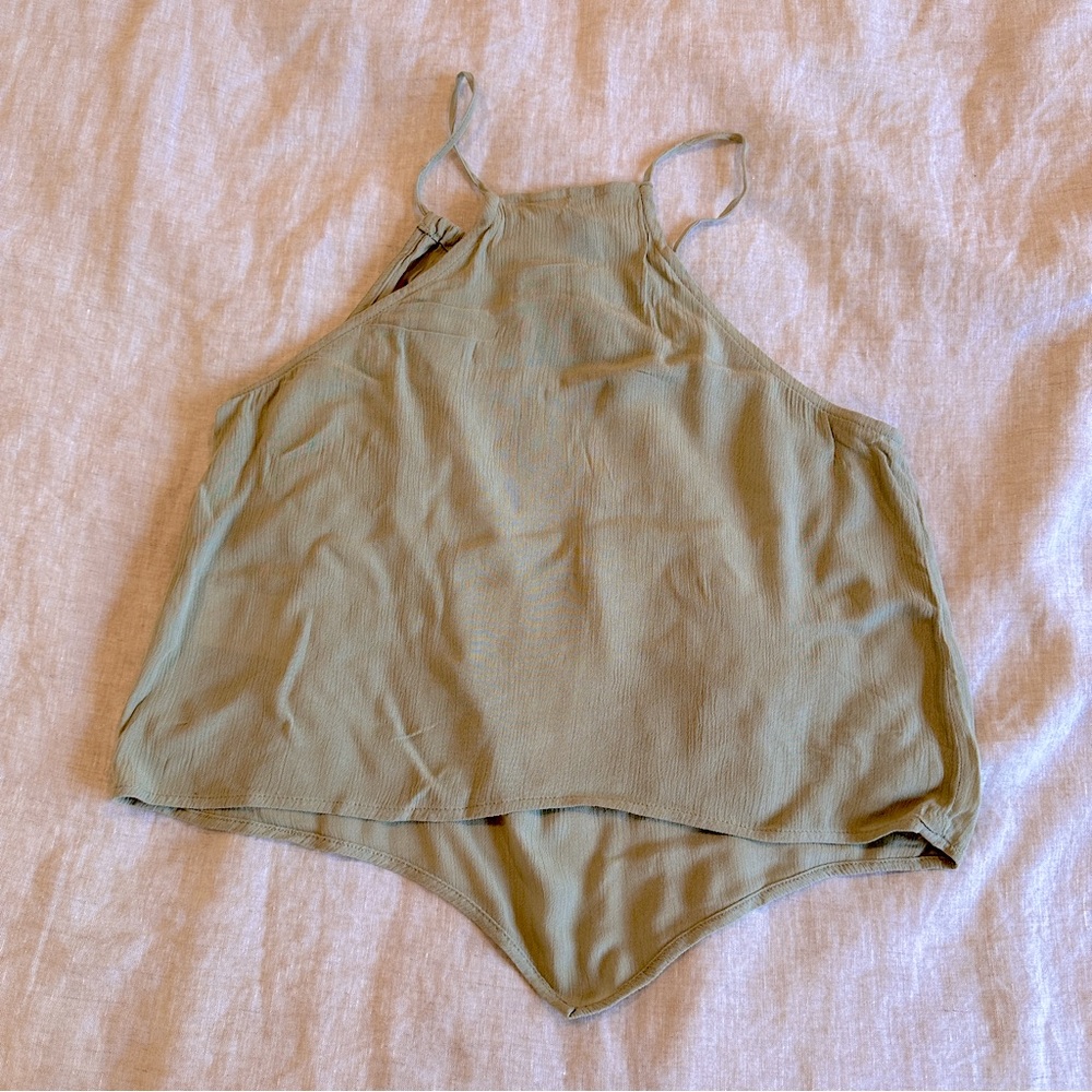 H&M Top - Picture 2 of 6